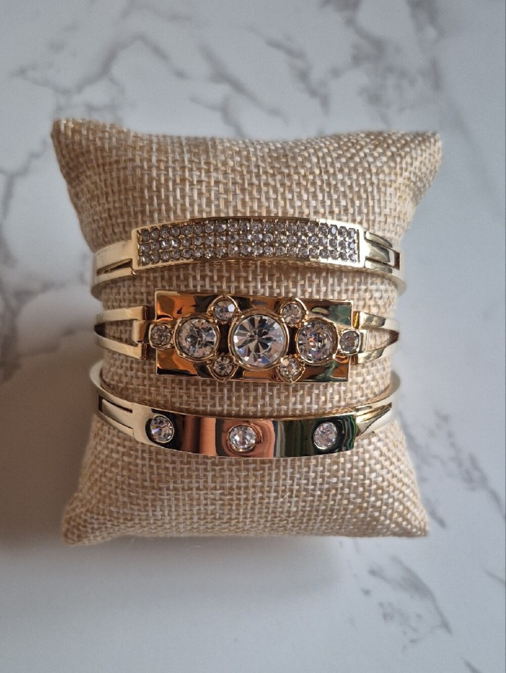 Ann Taylor Hope Strength Love Bracelet Set